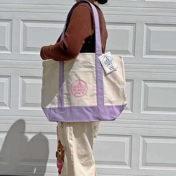 Trader Joe'S Handbags - Trader Joe’s Large Lavender / Purple Canvas Tote Bag